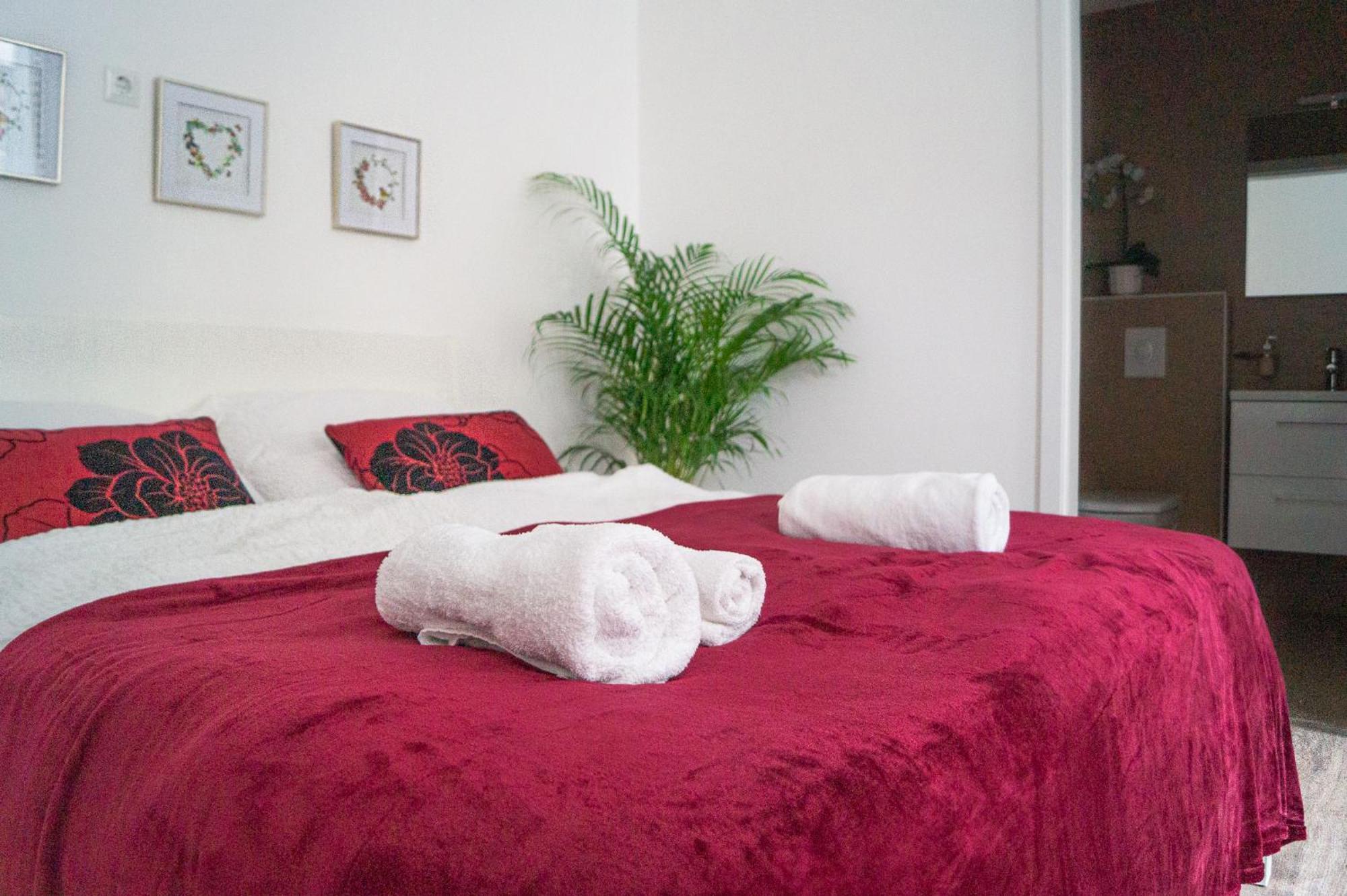 2 Spacious Apts For 6p, Only 7min To Stadthalle * Wien